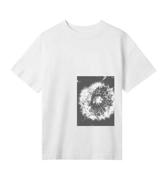 dandelion - oversized tee – konstnärligt tryck från RealRareDesign