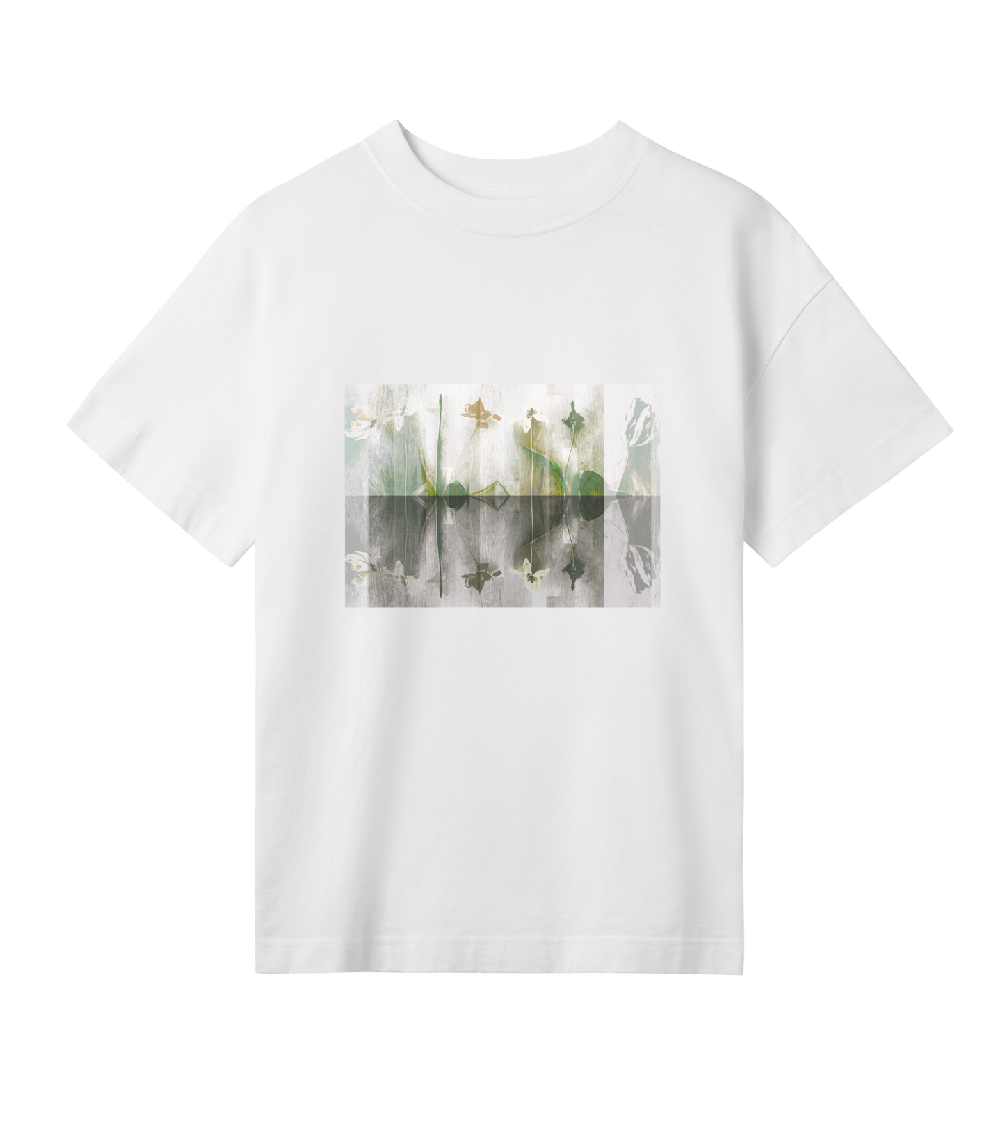 Mirroring - oversized tee – konstnärligt tryck från RealRareDesign