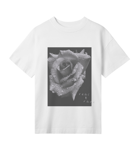 Rose - oversized tee – konstnärligt tryck från RealRareDesign