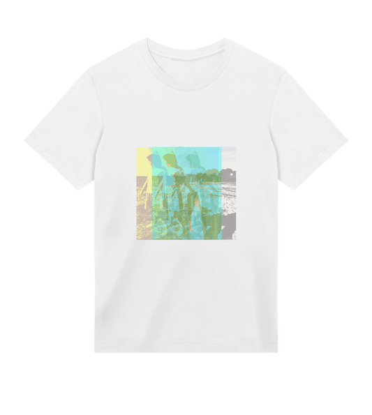 Skater girl - regular tee – konstnärligt tryck från RealRareDesign