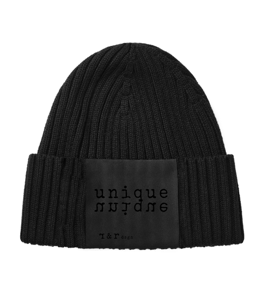 Unique - beanie – konstnärligt tryck från RealRareDesign