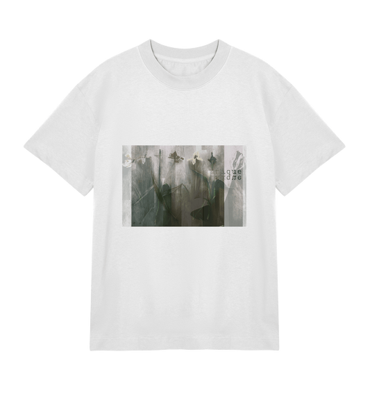 Unique - oversized tee – konstnärligt tryck från RealRareDesign